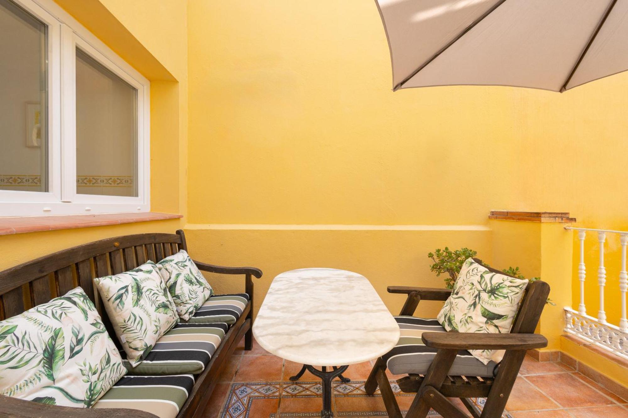 C92 - Rustic Two Bedrooms Apartment With Terrace Малага Екстер'єр фото