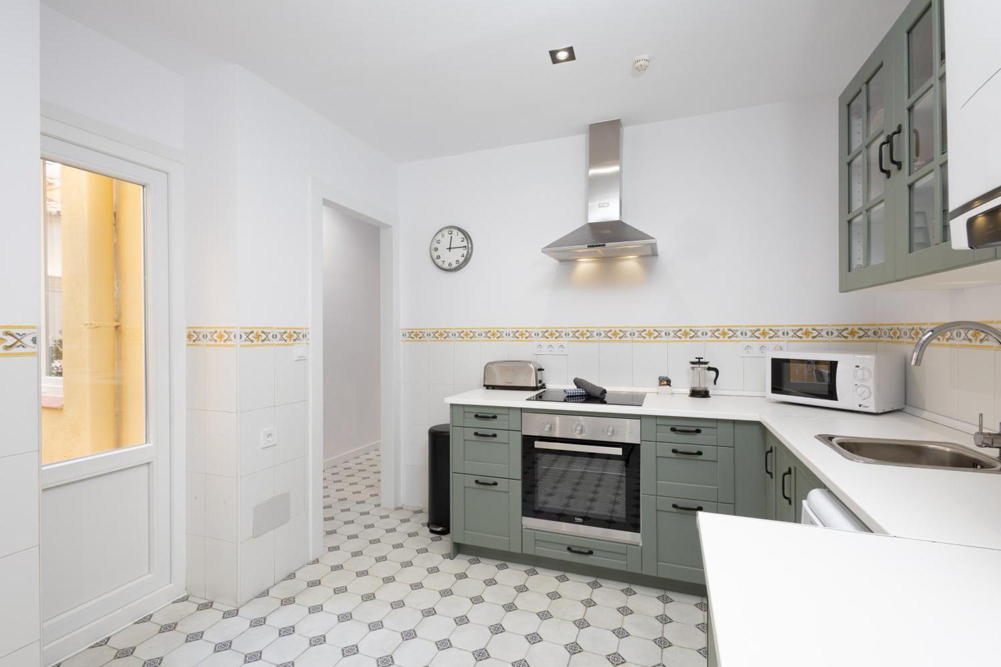 C92 - Rustic Two Bedrooms Apartment With Terrace Малага Екстер'єр фото